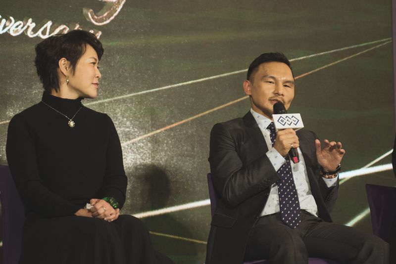 林上立醫師而言，透過演講教學分享自己熱愛的儀器、科技和治療經驗，讓「興趣」和「工作」得以結合，一直是他覺得很開心、很幸運的事