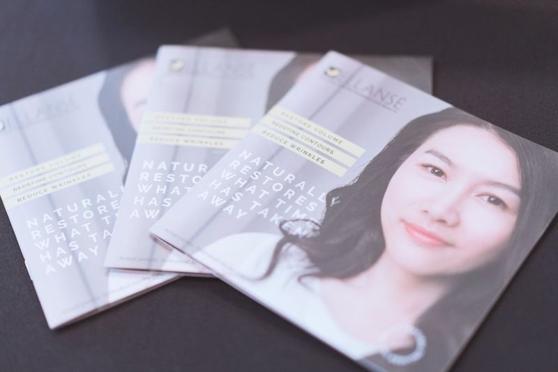 ELLANS&Eacute;洢蓮絲原廠先前的宣傳手冊中，曾使用了林上立醫師治療這位小姐的案例照當作手冊封面。